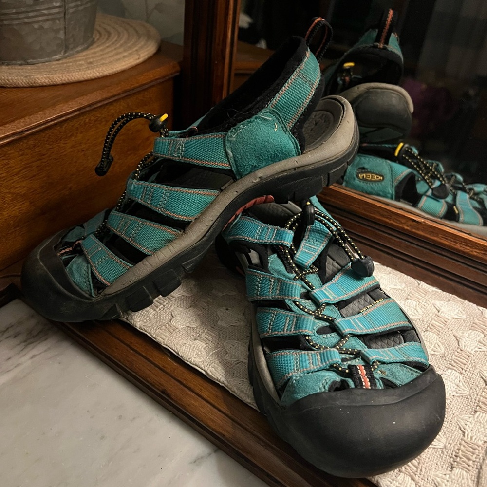 KEEN Classic Newport H2 Outdoor Hiking Sandals Quick Dry Teal Black Women's Sz 9